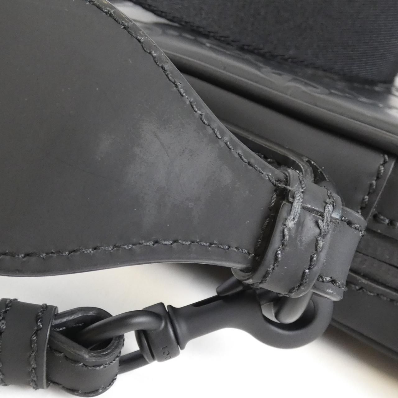 Gucci Shoulder Bag Black — view 8