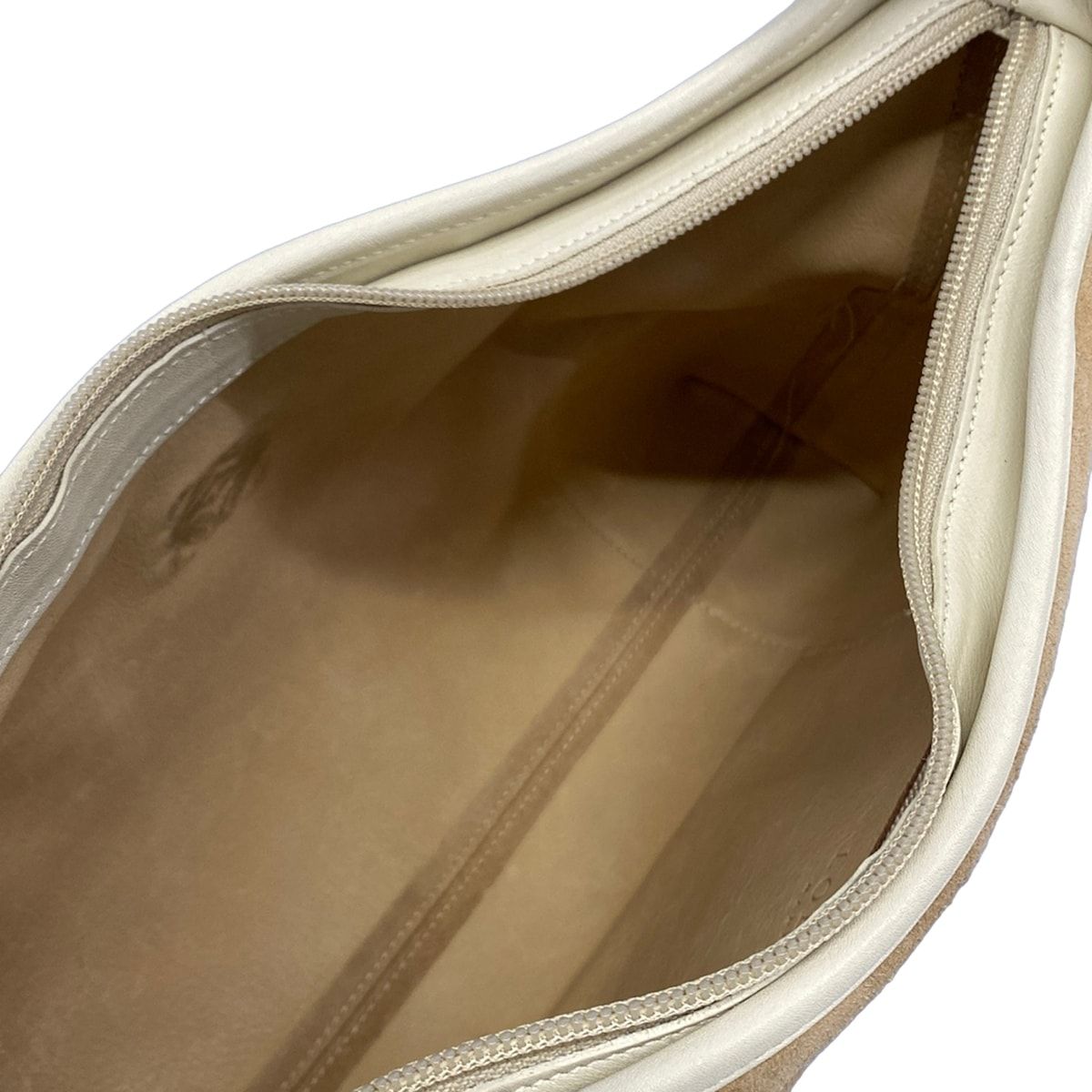 Loewe Shoulder Bag Beige Ivory Anagram Leather — view 7
