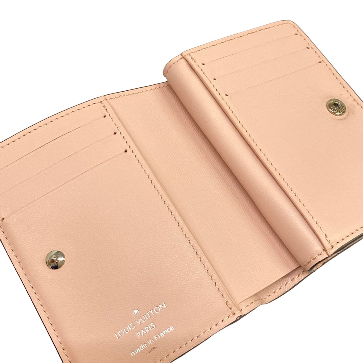 Louis Vuitton Bifold Wallet Mahina Portefeuille Jasmine Pink Leather Cowhide — view 3