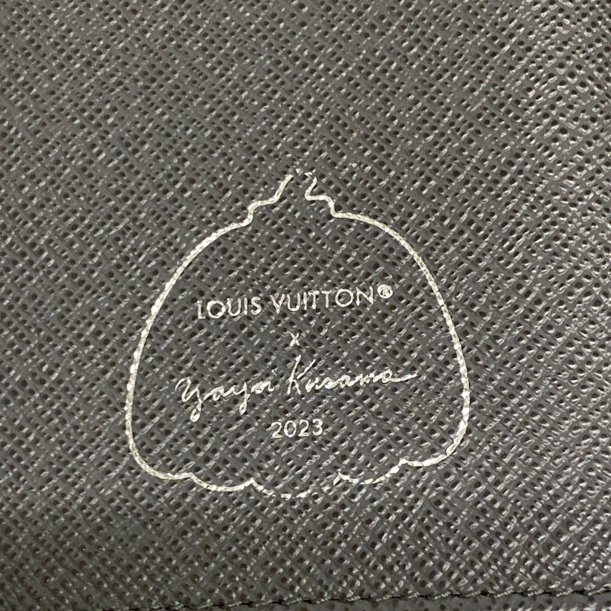 Louis Vuitton Wallet Yayoi Kusama LV YK Zippy Vertical Monogram Eclipse Reverse — view 5