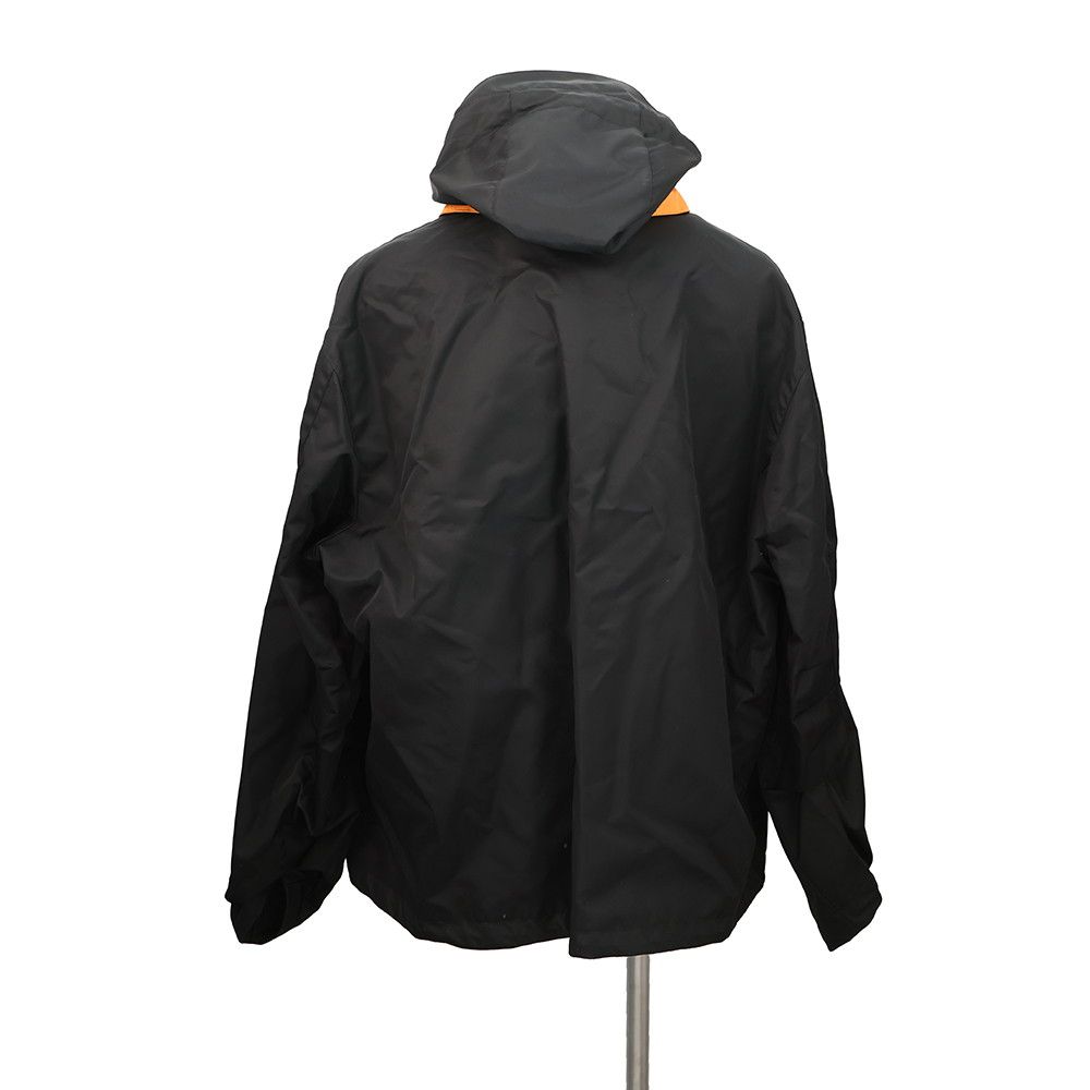 Gucci Jacket Patch Logo Twill Nylon 56 Black — view 2