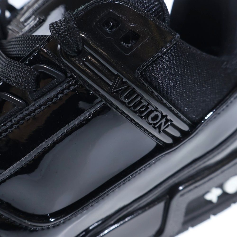 Louis Vuitton LV Trainer Patent Line Low Cut Sneakers Black — view 6