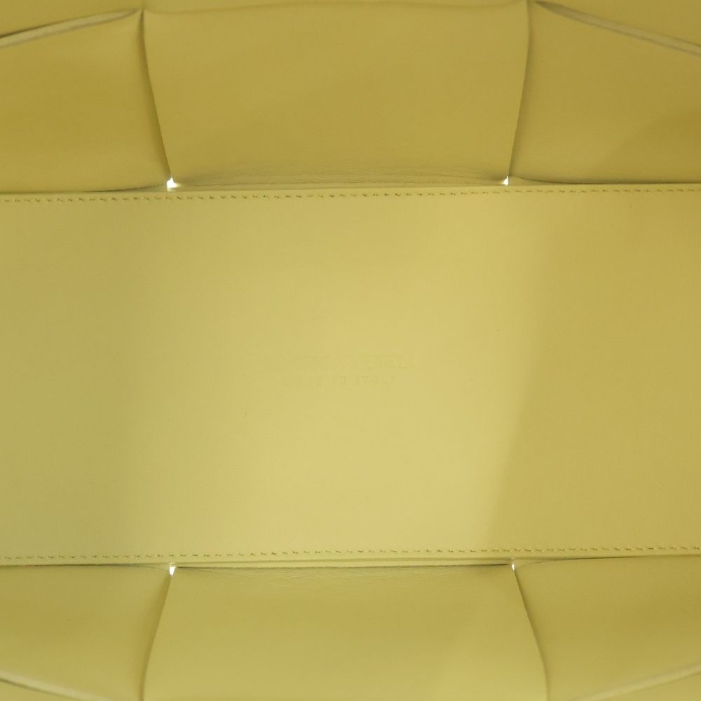 Bottega Veneta Arco Tote Small Yellow Leather — view 4