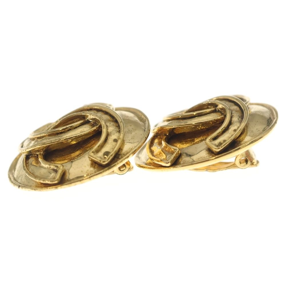 Chanel CC Logo Oval Earrings Gold — view 4