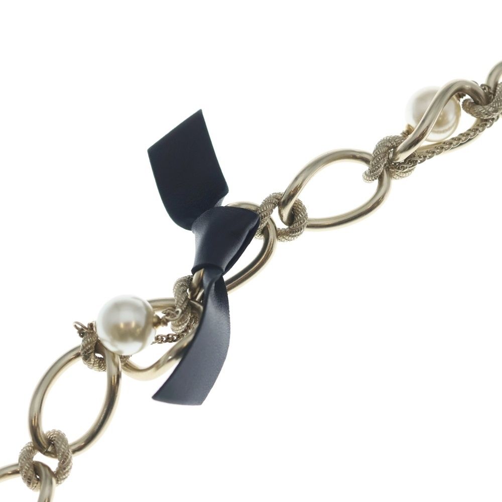 Chanel CC Logo Chain Necklace Pendant Gold — view 5