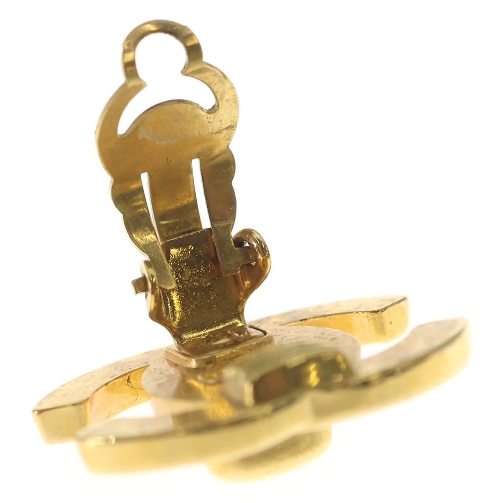 Chanel CC Logo Turnlock Earrings Gold — view 5
