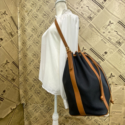 Saint Laurent Shoulder Bag Drawstring Leather Crossbody — view 6
