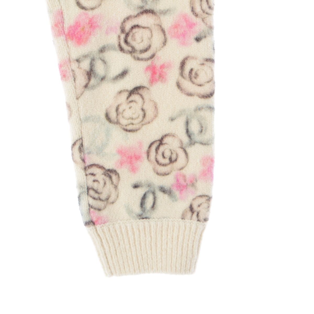 Chanel Coconage Cashmere Silk Camellia CC Logo Knit Pants Floral Pattern White — view 4