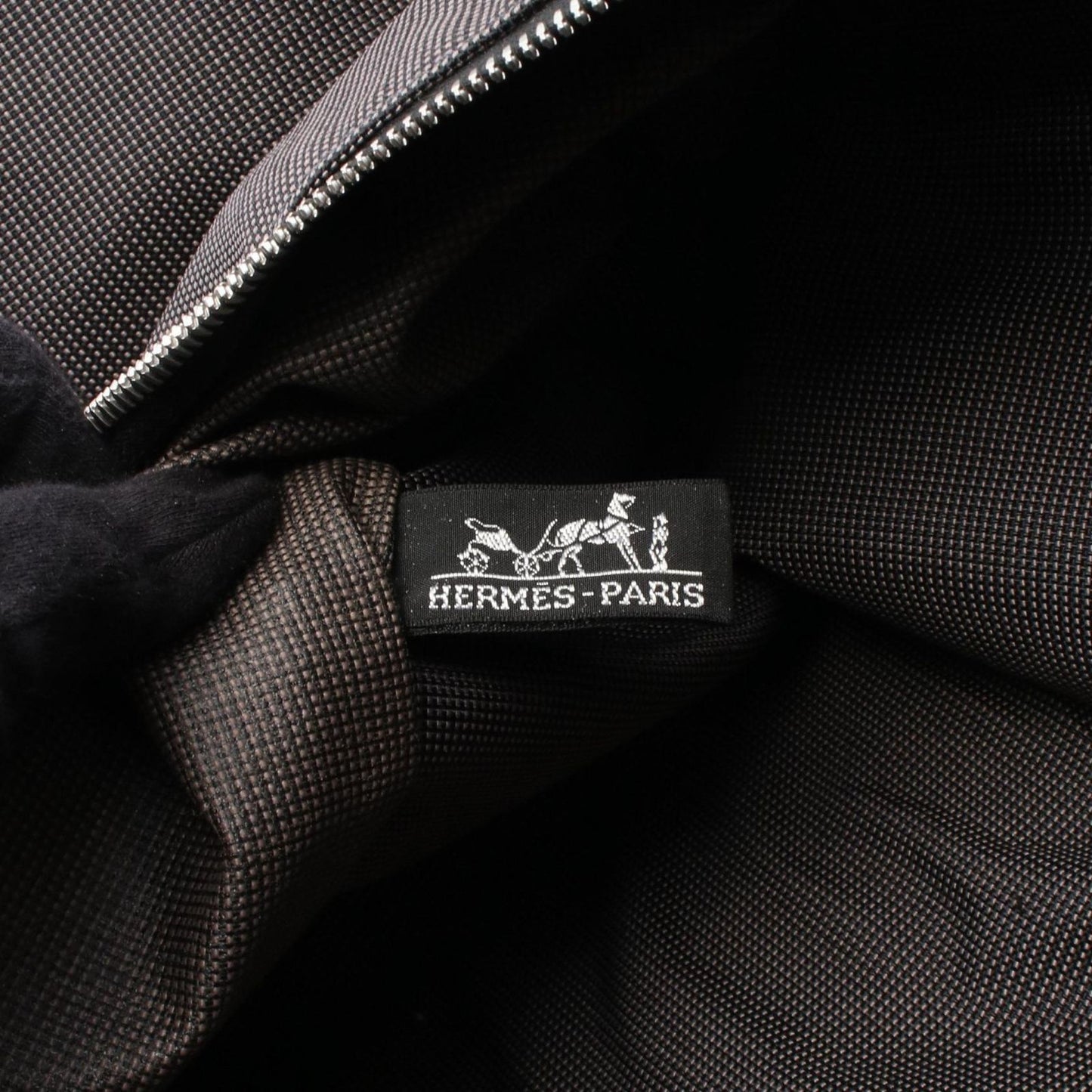 Hermes Her Line Gray Her Garment Bag — view 4