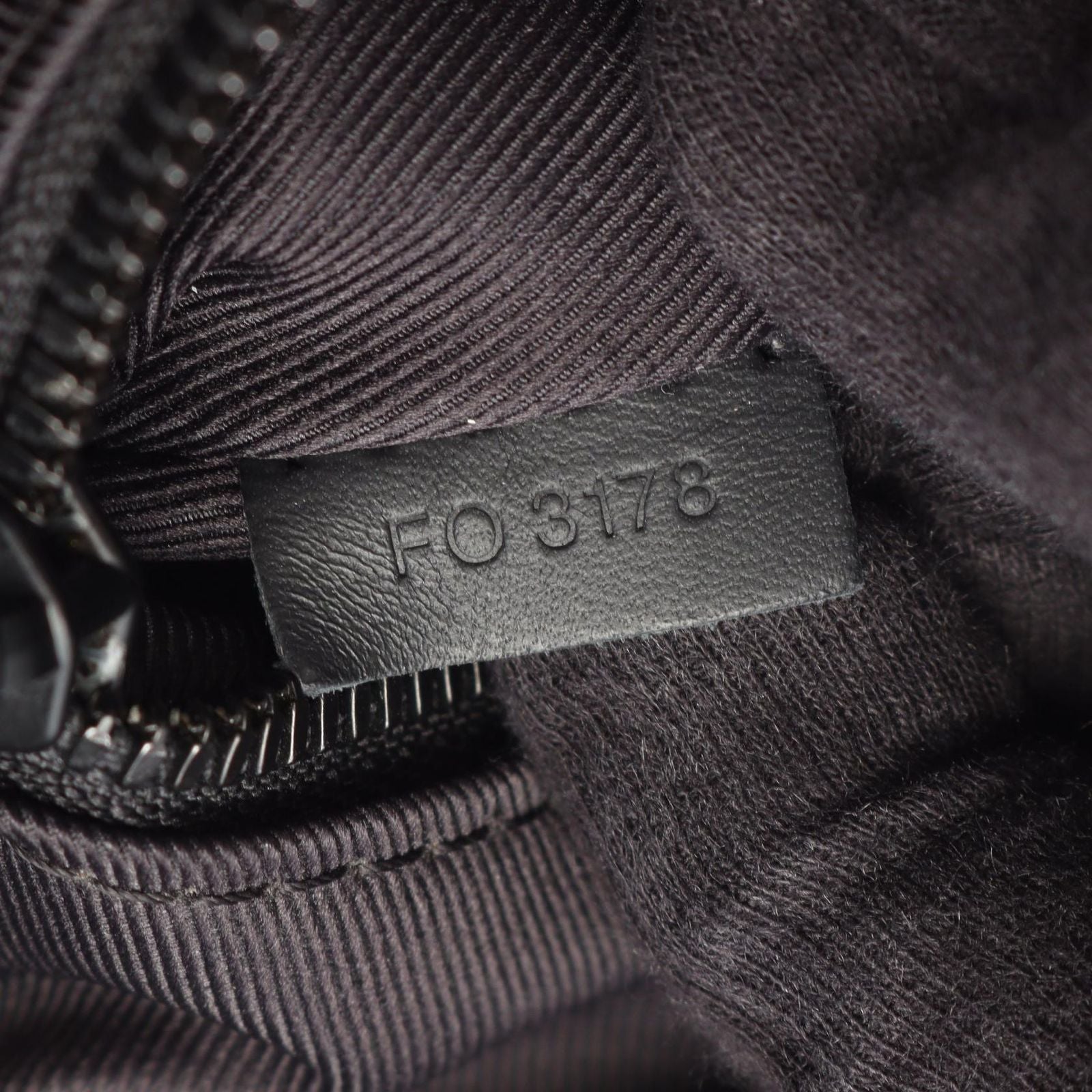 Louis Vuitton Backpack Discovery Noir Leather — view 5