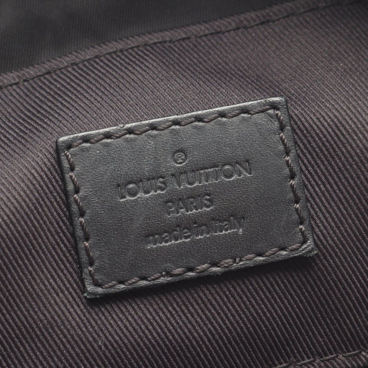 Louis Vuitton Backpack Discovery Noir Leather — view 4