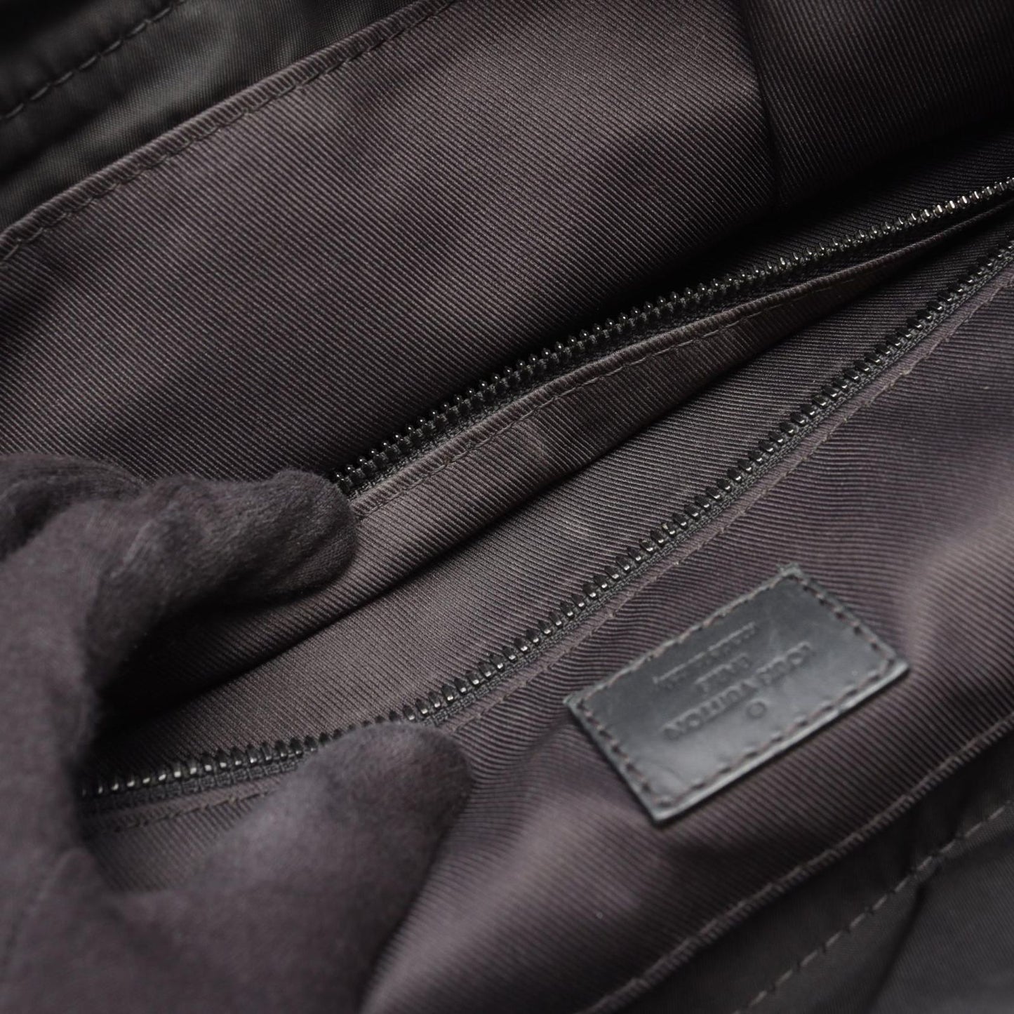 Louis Vuitton Backpack Discovery Noir Leather — view 6