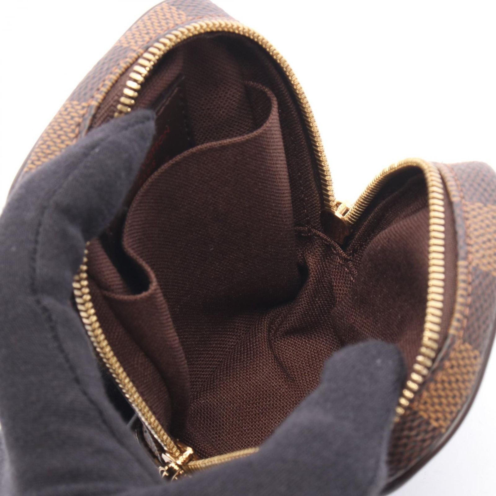 Louis Vuitton Pouch Etui Okapi PM Leather — view 3