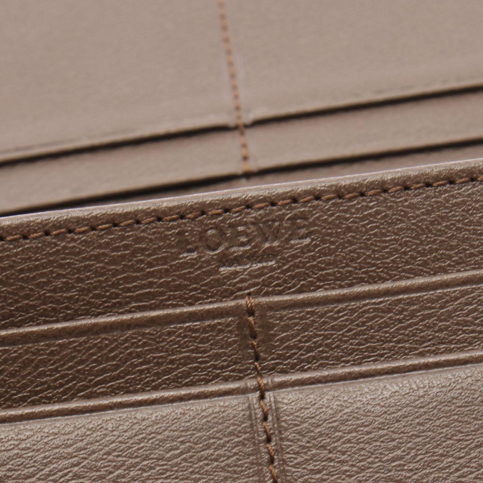 Loewe Bifold Wallet Anagram Brown Leather Zip — view 4