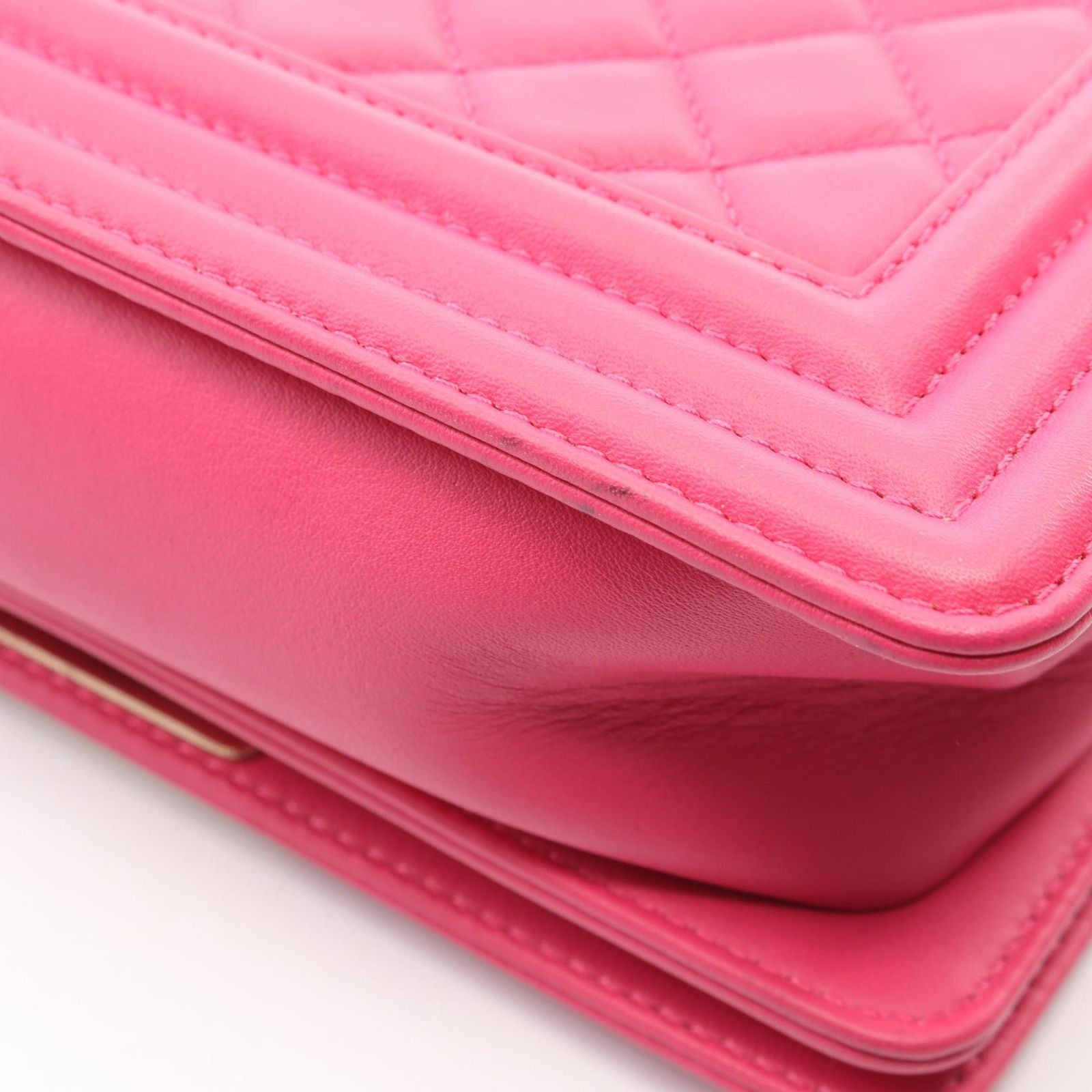 Chanel Shoulder Bag Small Pink Lambskin Chain — view 8