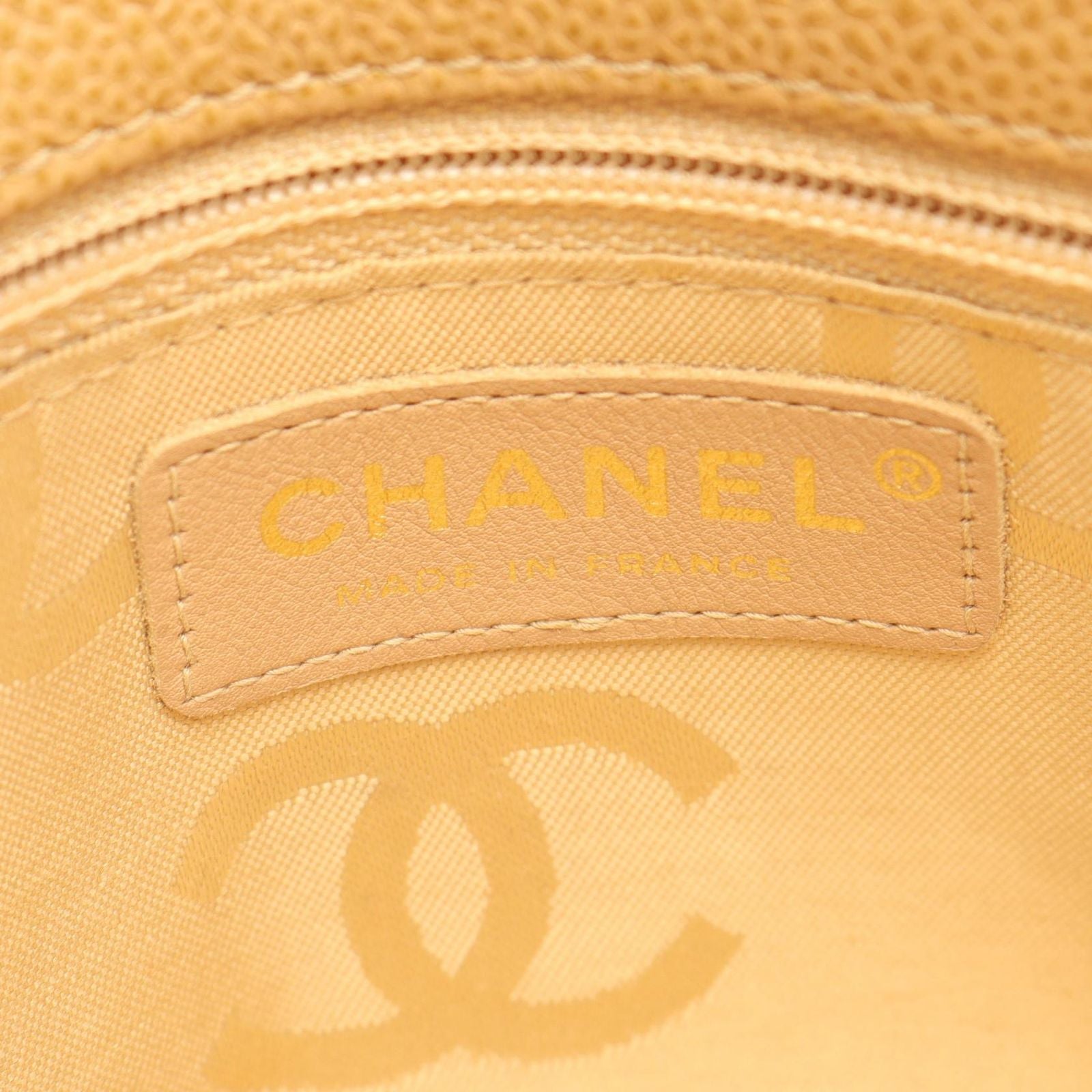 Chanel Handbag CC Logo Mini Beige Calf — view 4