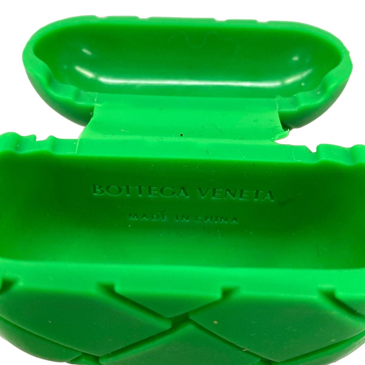 Bottega Veneta Case Intrecciato Green Airpods — view 5