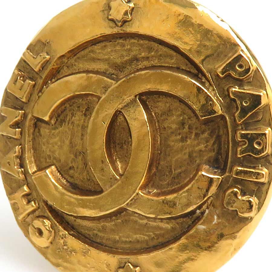 Chanel Earrings CC Logo — view 8