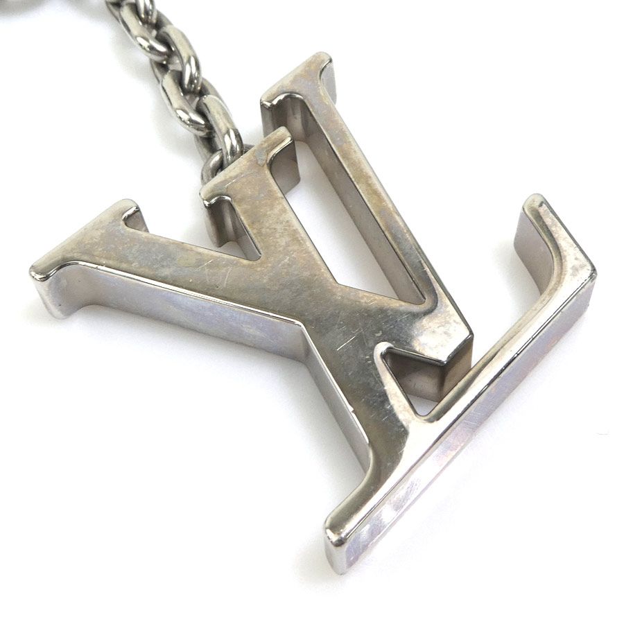 Louis Vuitton Key Ring Charm Porte Cles LV Facet — view 8