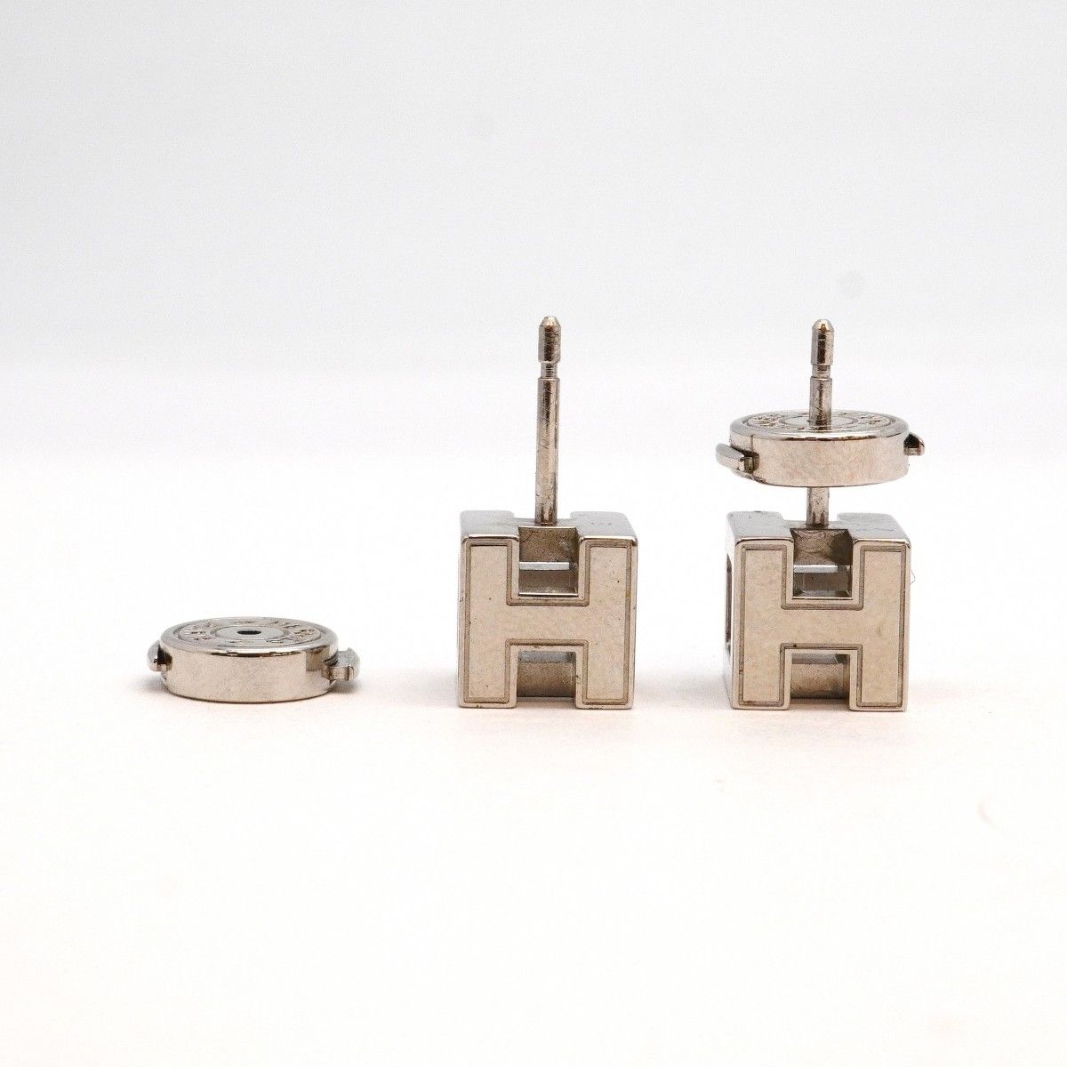 Hermes Earrings Cage Ash Metal Silver Blue — view 3