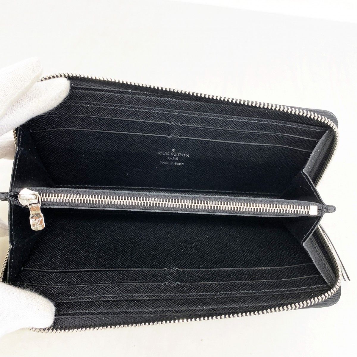 Louis Vuitton Wallet Epi Portefeuille Clemence Noir — view 3