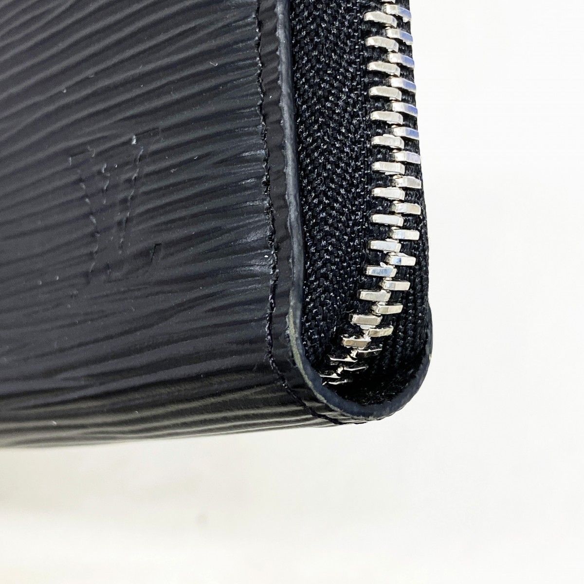 Louis Vuitton Wallet Epi Portefeuille Clemence Noir — view 5
