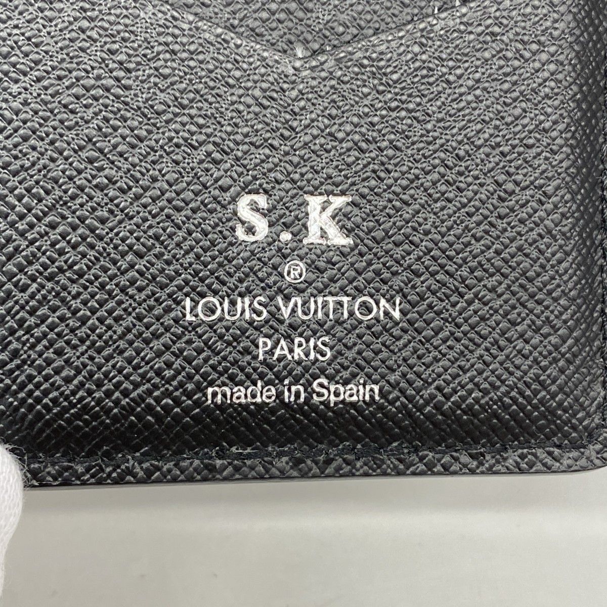 Louis Vuitton Card Case Taiga Organizer de Poche Noir — view 4