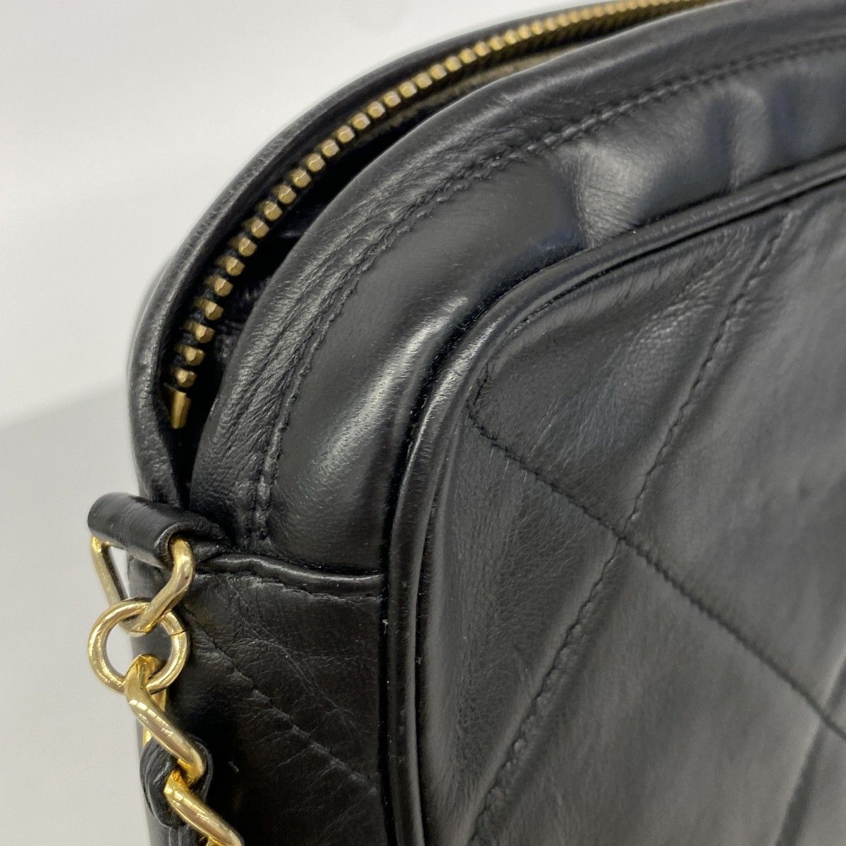 Chanel Shoulder Bag Lambskin Black Gold — view 6
