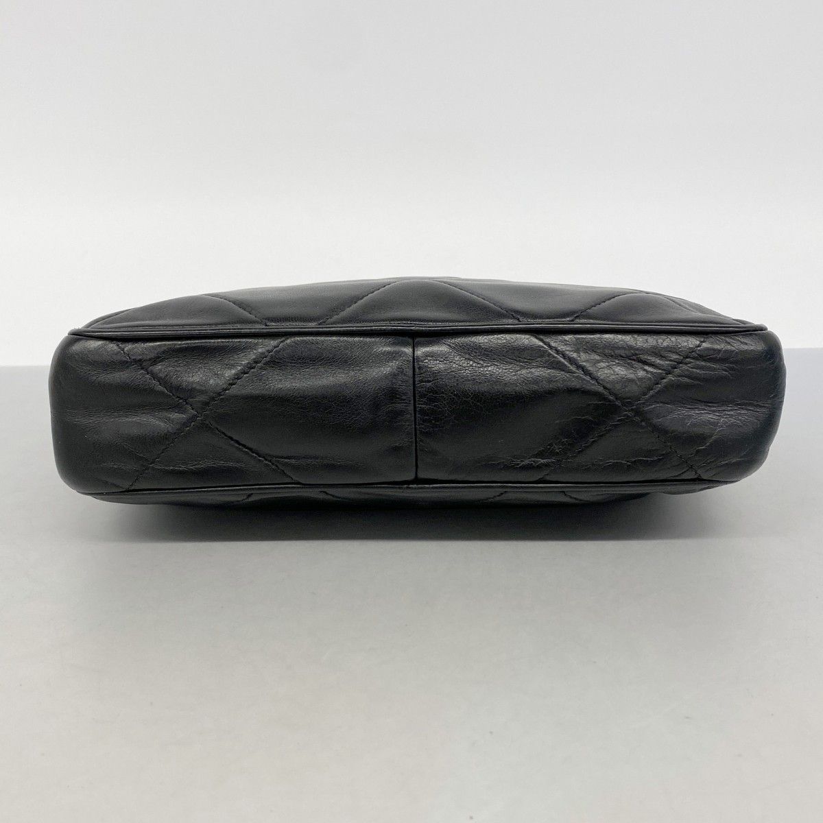 Chanel Shoulder Bag Lambskin Black Gold — view 3