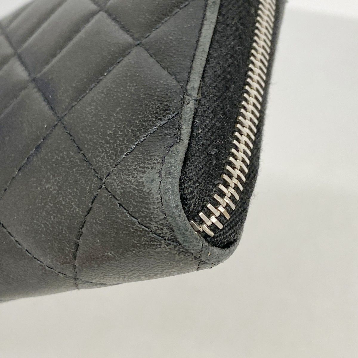 Chanel Wallet Quilted Lambskin Black Silver — view 5