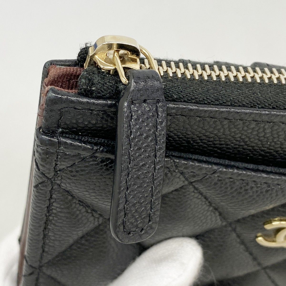 Chanel Coin Case Quilted Caviar Leather Black Gold — view 5