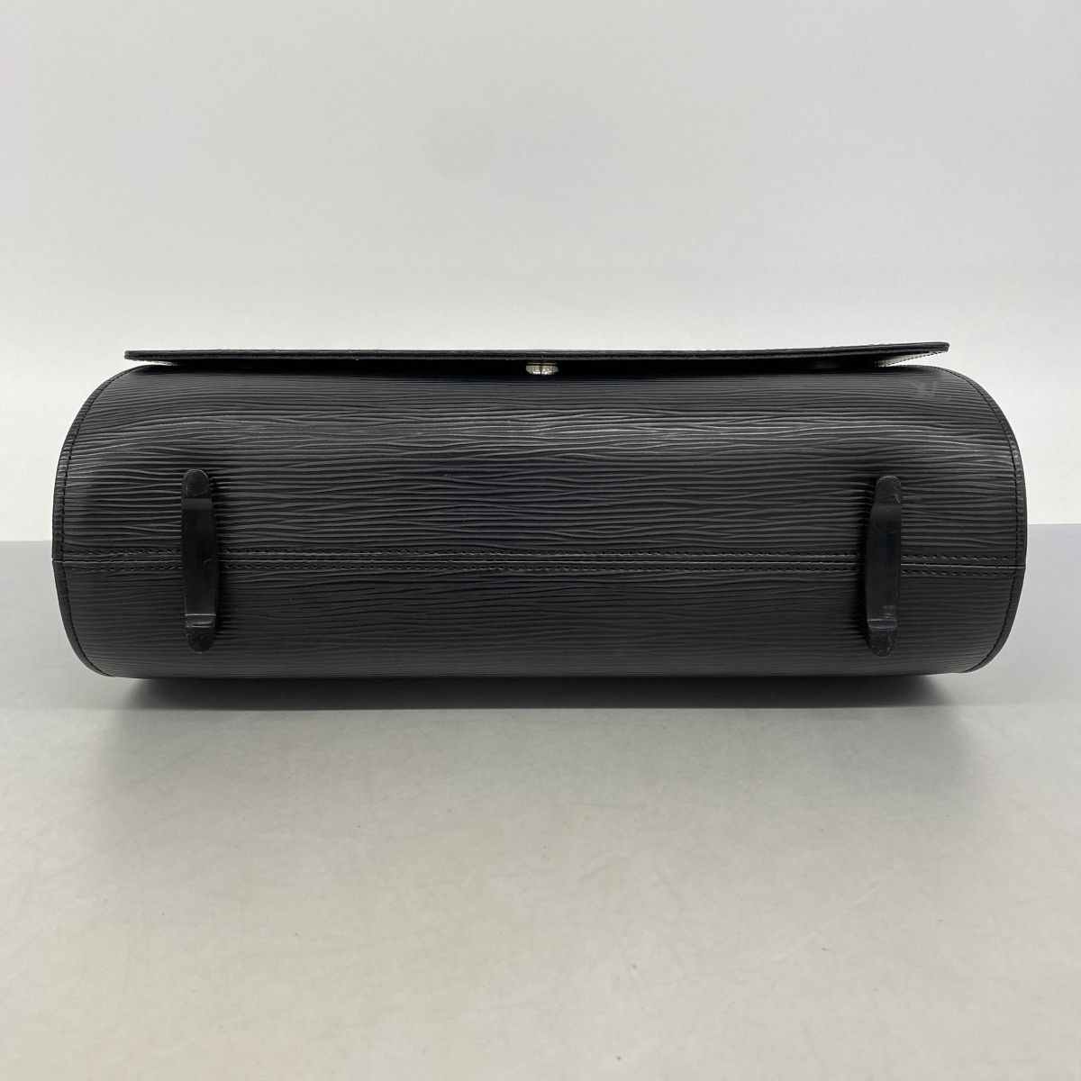Louis Vuitton Shoulder Bag Epi Nocturne GM Noir — view 3