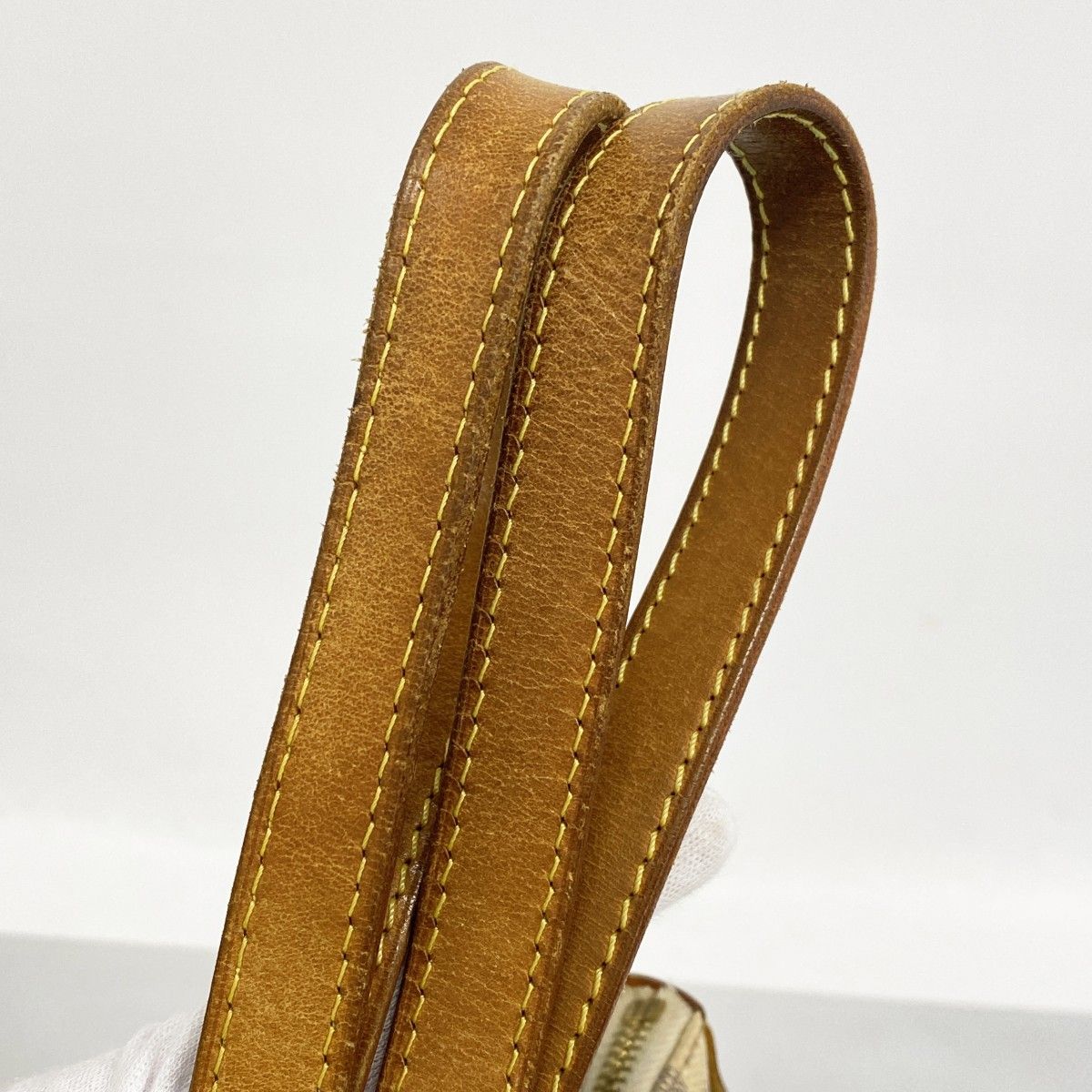 Louis Vuitton Tote Damier Azur Totally PM White — view 7