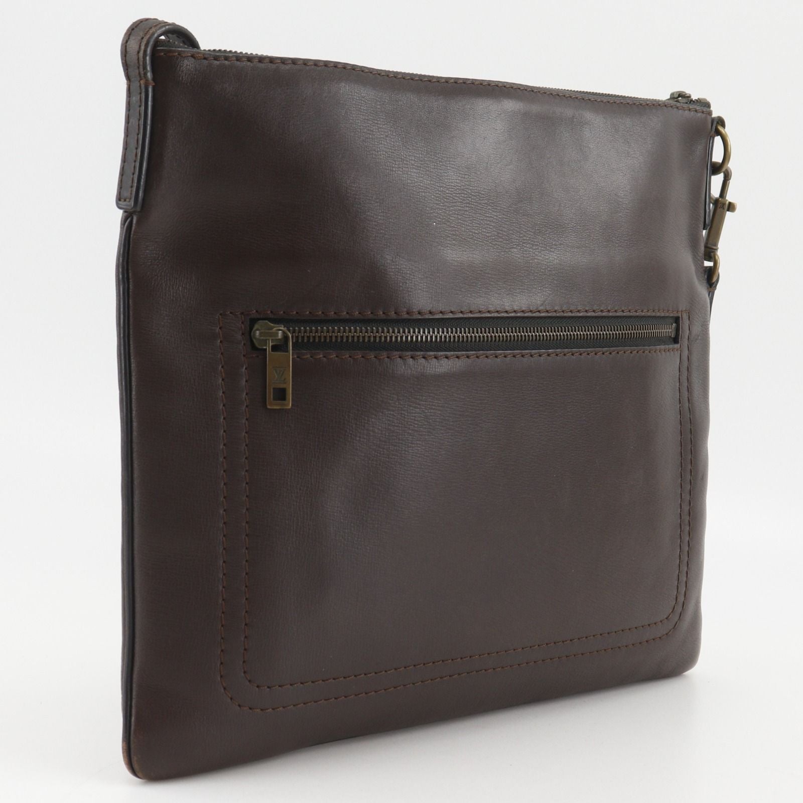Louis Vuitton Pochette Shauni MM Utah Leather Cafe Brown Shoulder Bag — view 3