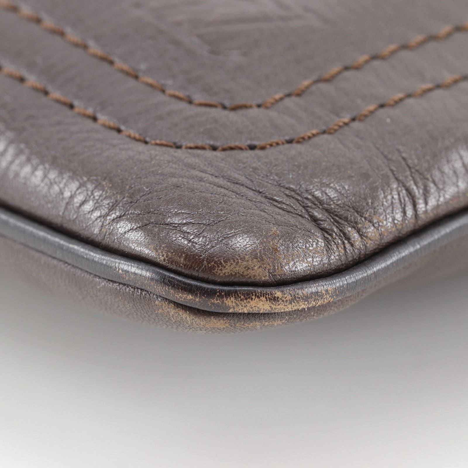 Louis Vuitton Pochette Shauni MM Utah Leather Cafe Brown Shoulder Bag — view 5
