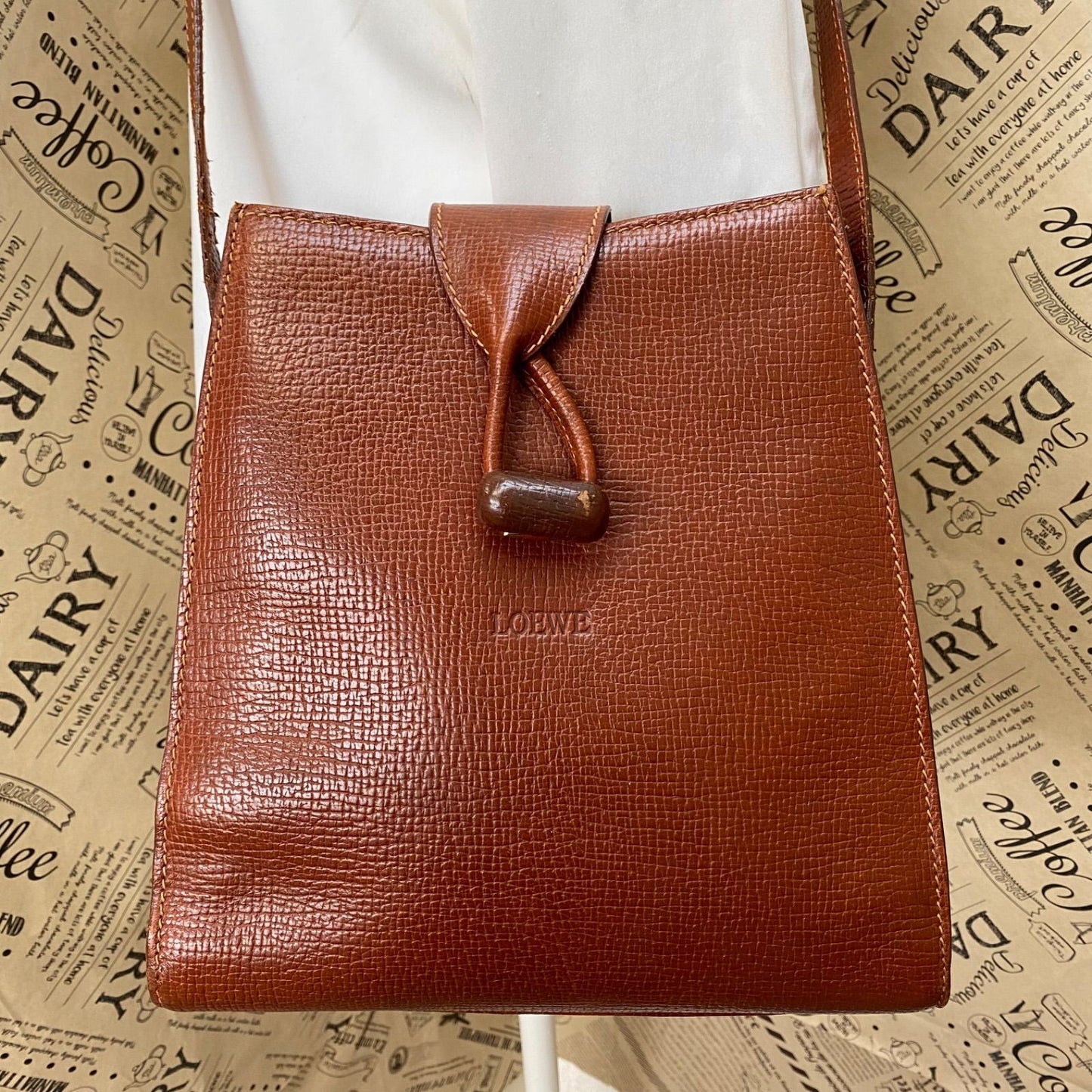 Loewe Handbag Shoulder Anagram Leather Brown Travel