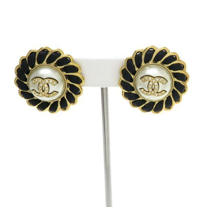 Chanel Earrings Gold