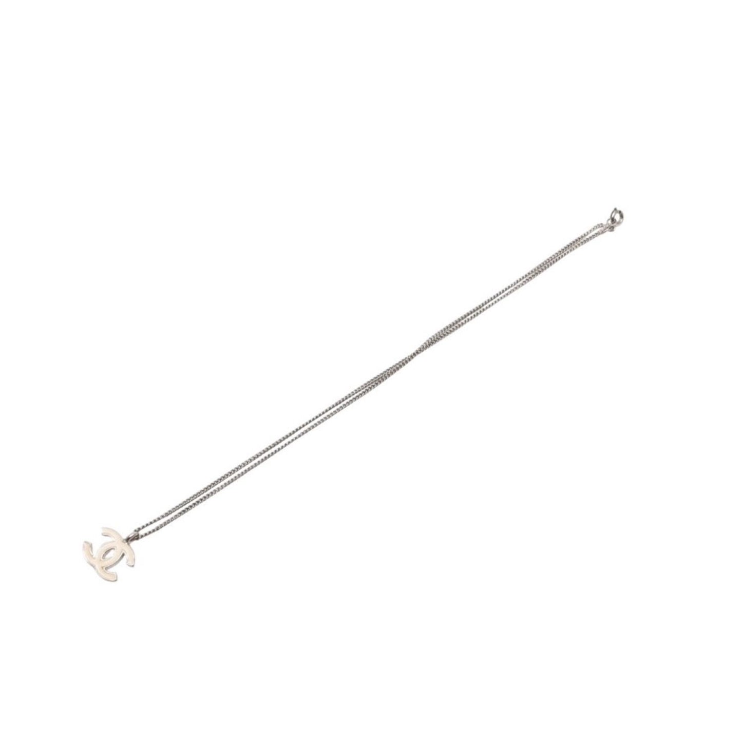 Chanel Necklace CC Logo Ivory 02c Silver — view 8
