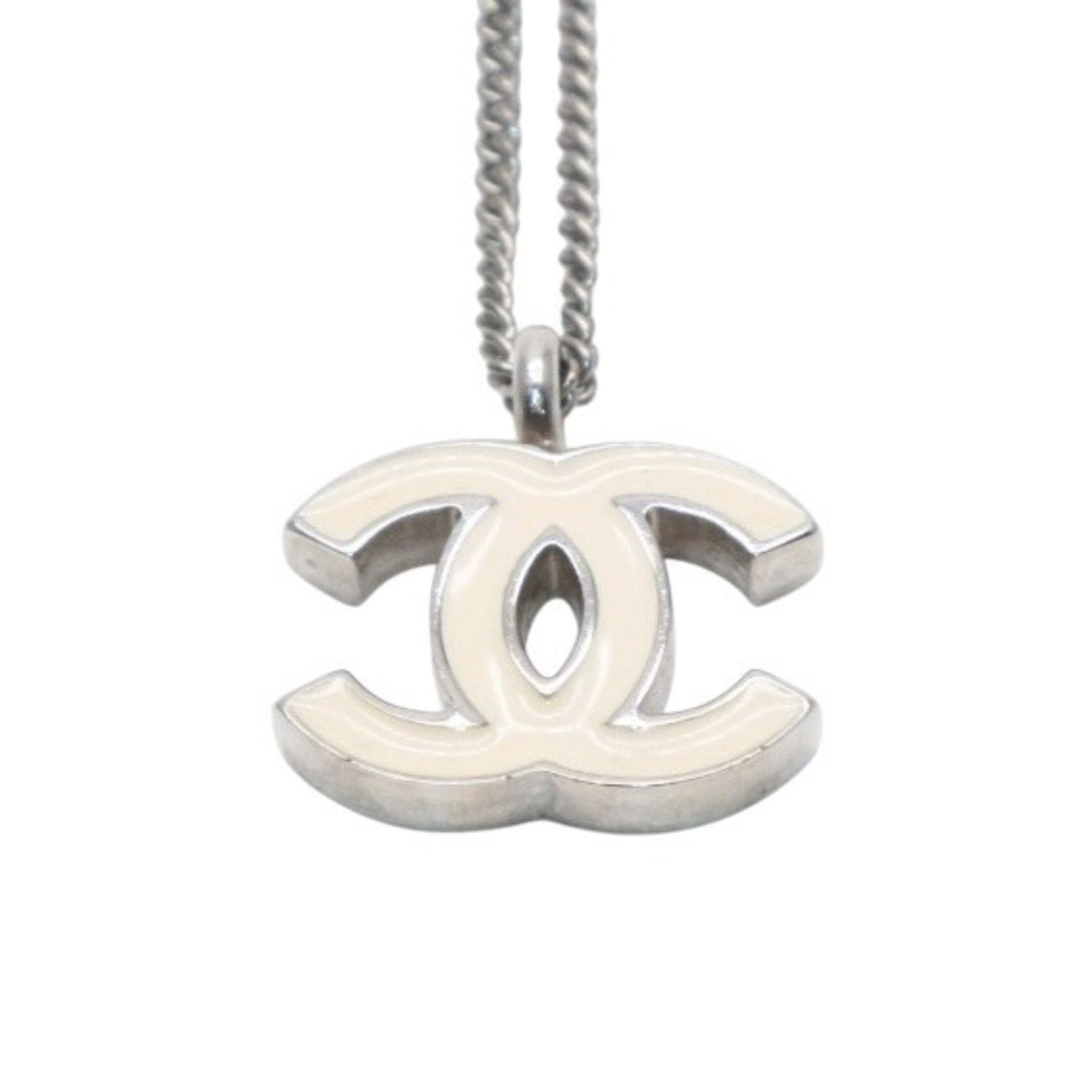 Chanel Necklace CC Logo Ivory 02c Silver — view 2