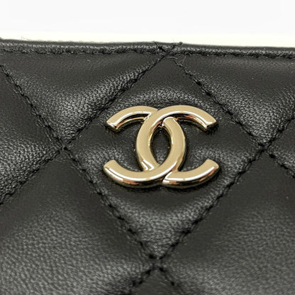 Chanel Quilted CC Logo Flat Pouch Lambskin Black — view 4