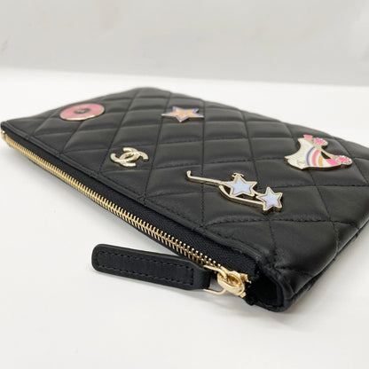 Chanel Quilted CC Logo Flat Pouch Lambskin Black — view 3