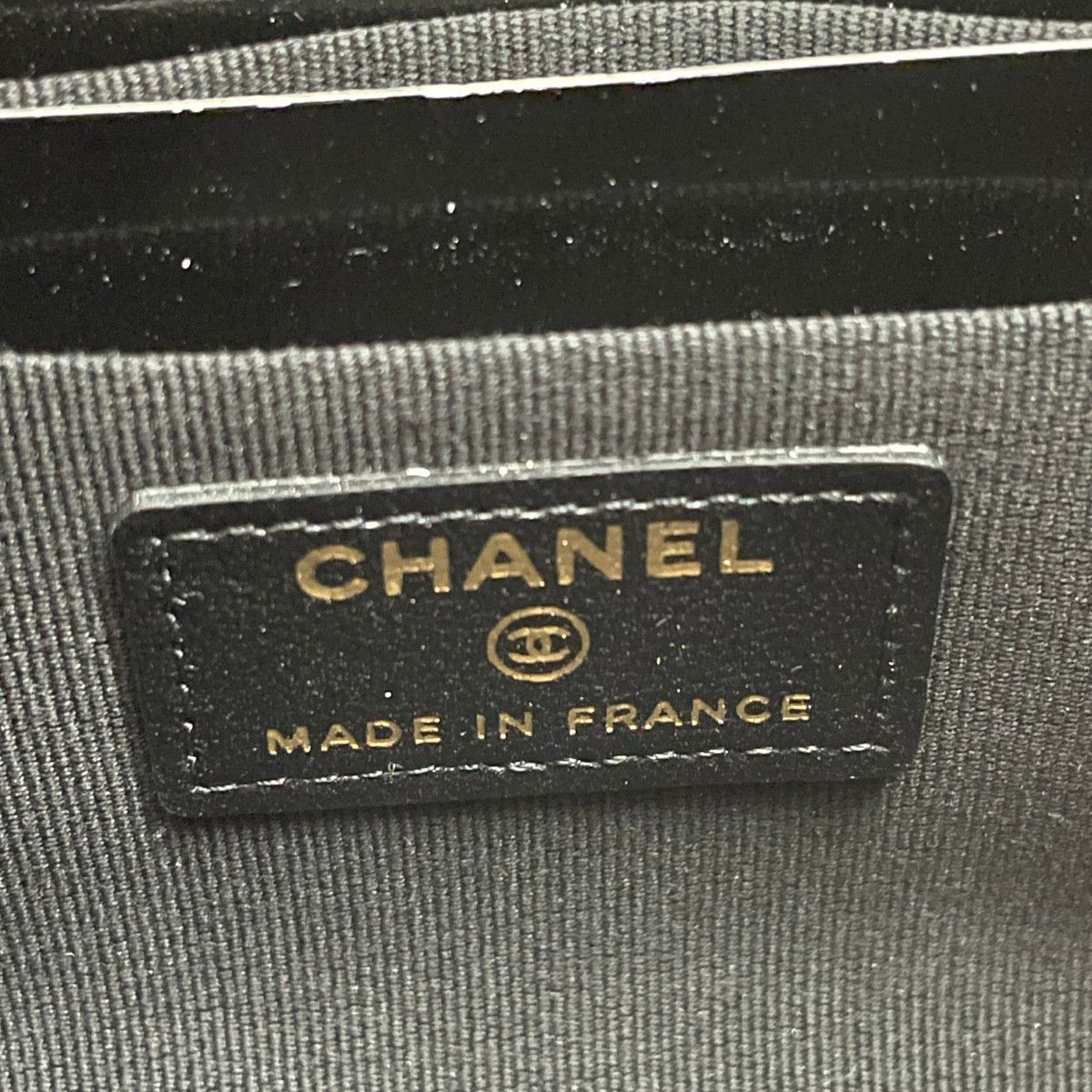 Chanel Quilted CC Logo Flat Pouch Lambskin Black — view 7