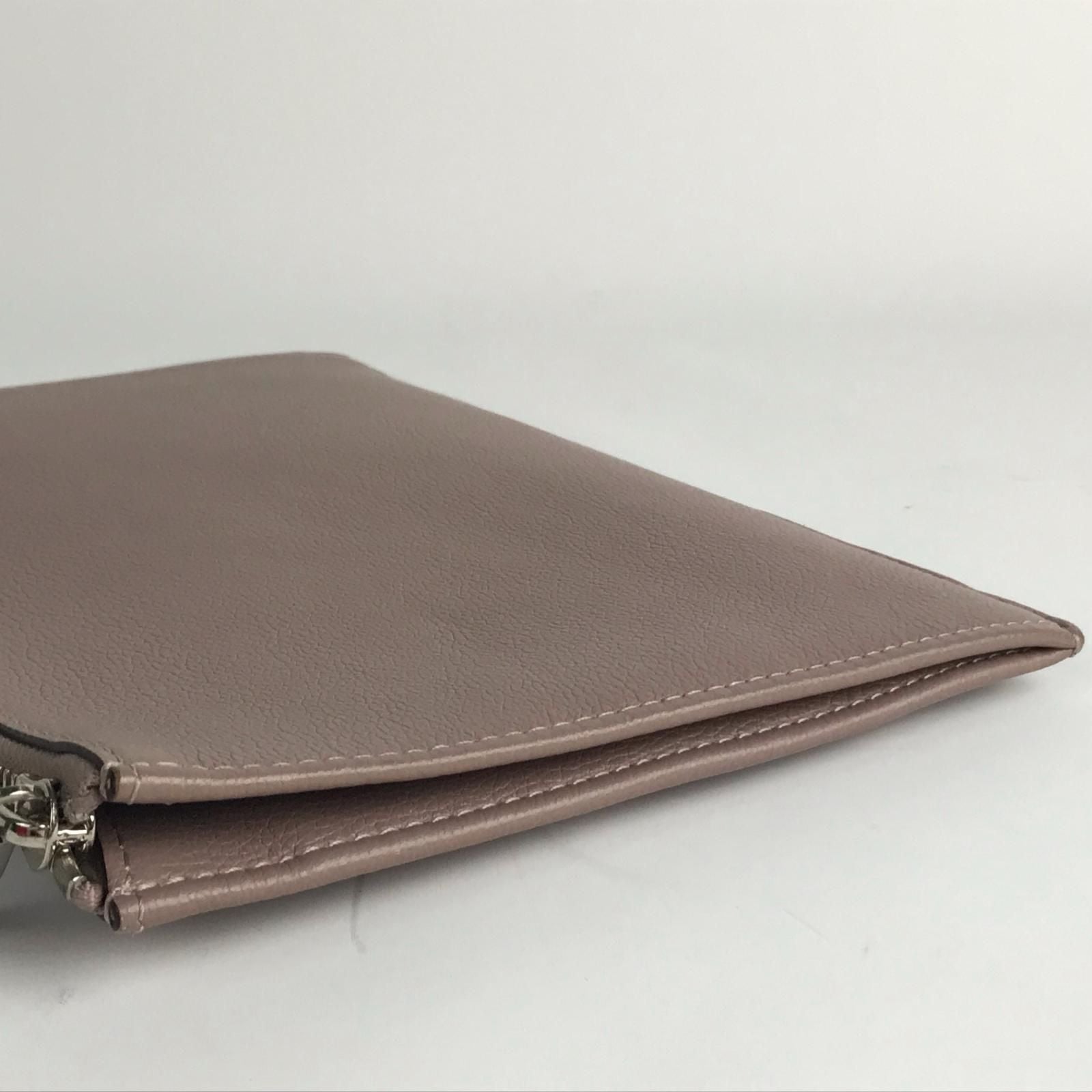 Louis Vuitton Clutch Pochette Jour PM Taurillon Tope with Cloth — view 3