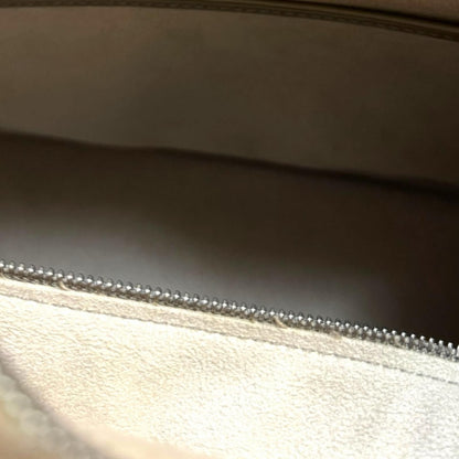 Louis Vuitton Sac Epi Shoulder Bag Gray — view 8