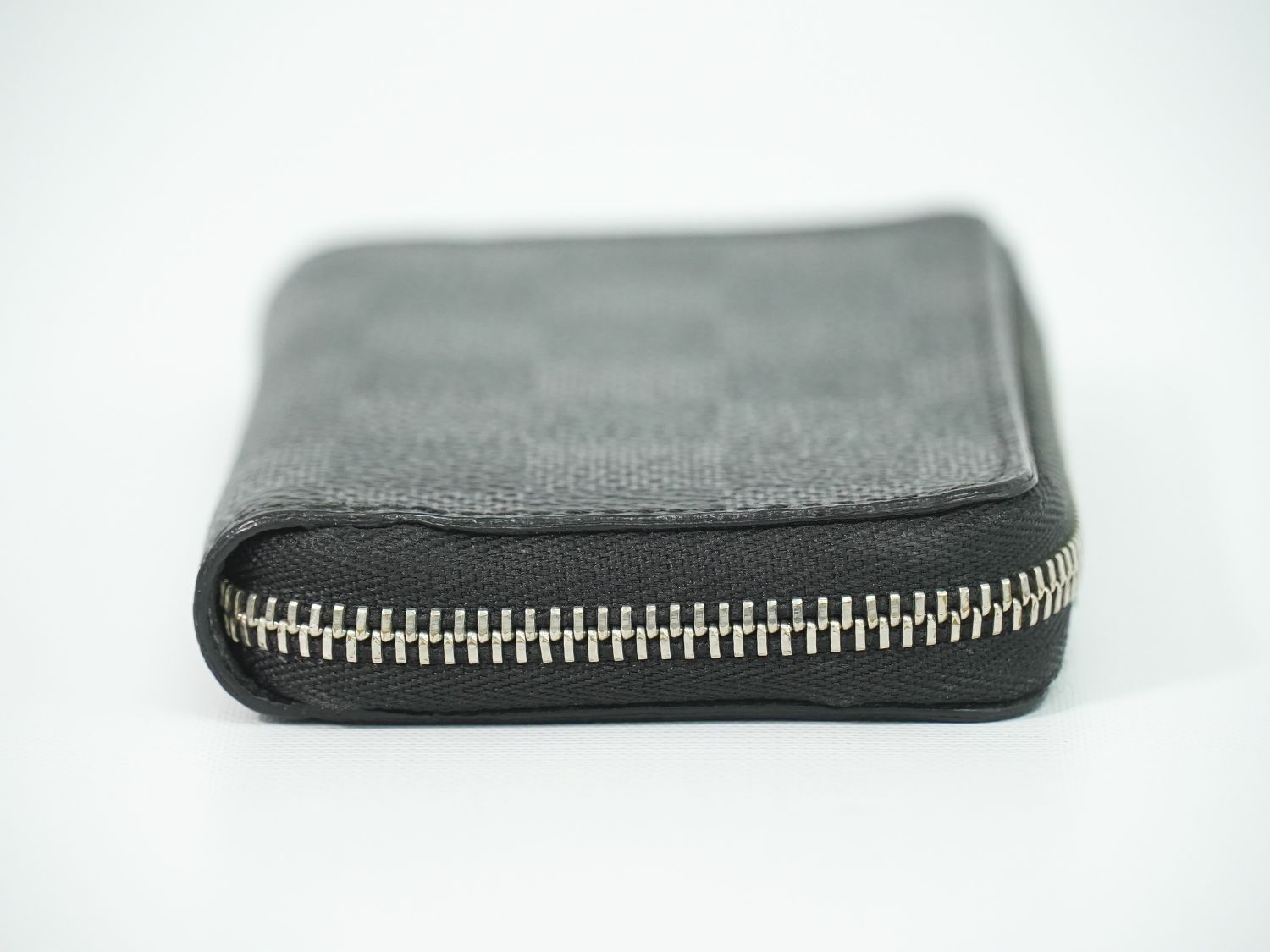 Louis Vuitton LV Zippy Coin Purse Damier Graphite Case Black Gray — view 4