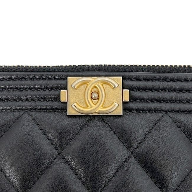 Chanel Shoulder Wallet Black Boy — view 5