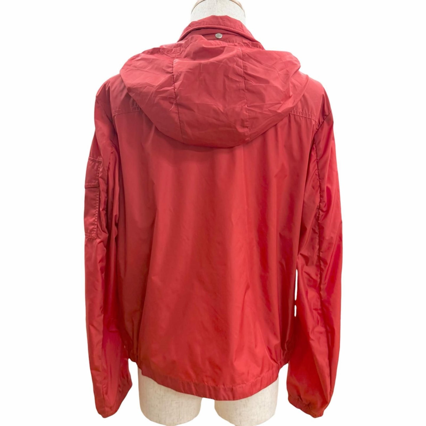 Moncler Keralle Giubbotto Logo Patch Hooded Jacket Windbreaker Red — view 4