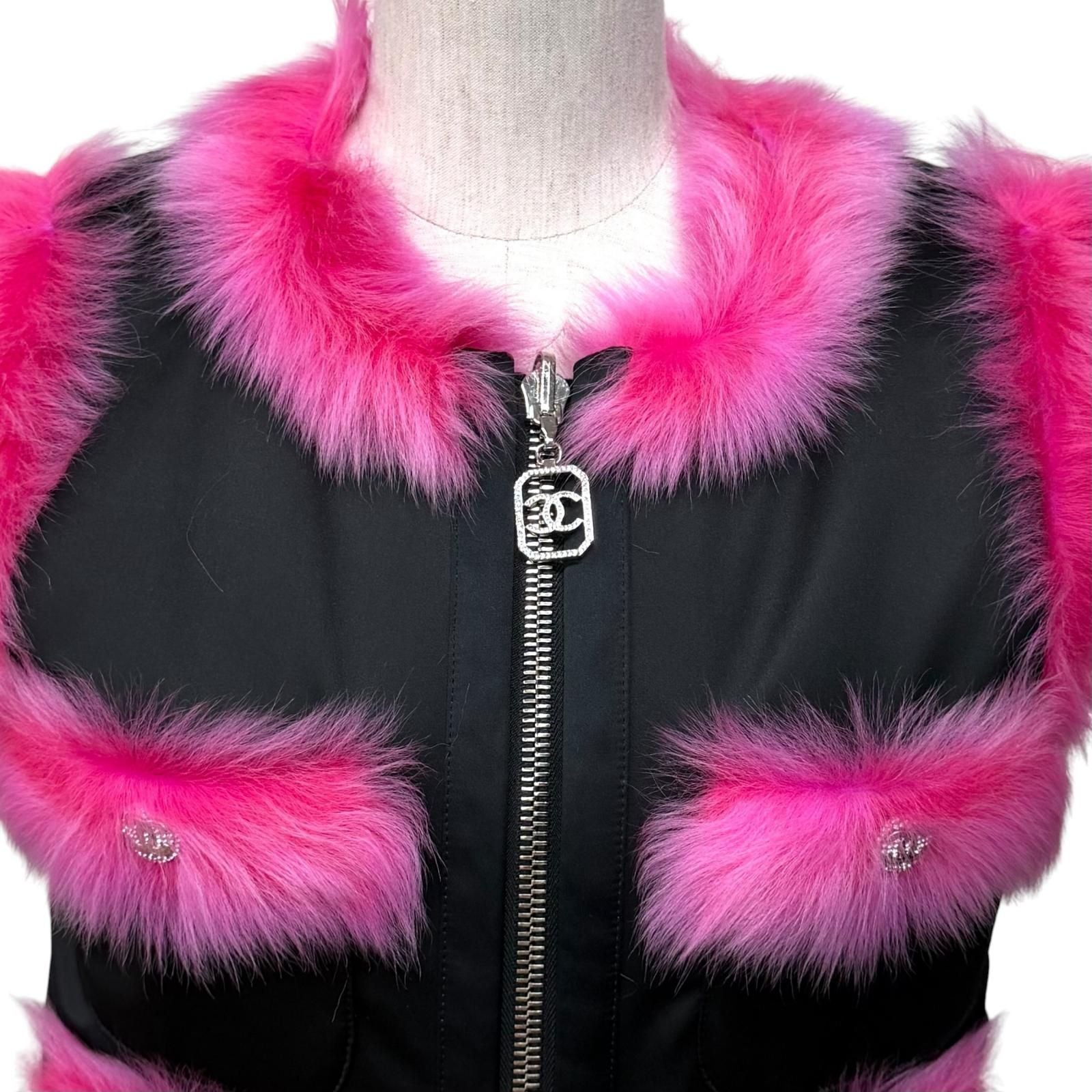 Chanel Reversible CC Logo Button Zip UP Lamfa Vest Pink Black 36 — view 8