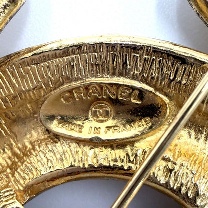 Chanel Brooch Quilted CC Logo Vintage Gold Plated — view 4