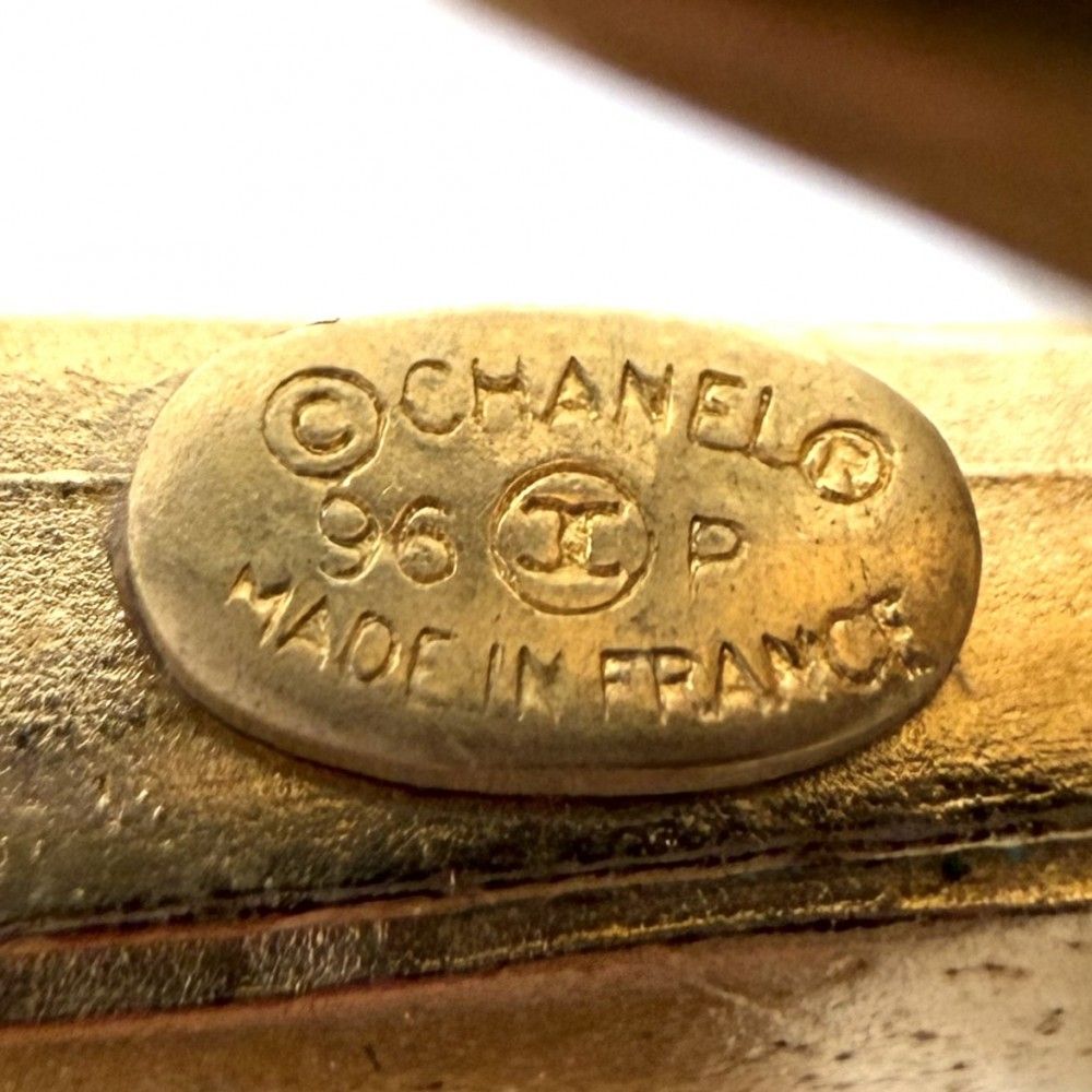 Chanel Necklace Long CC Logo Clover Heart Icon Quilted Vintage Gold Plated — view 4